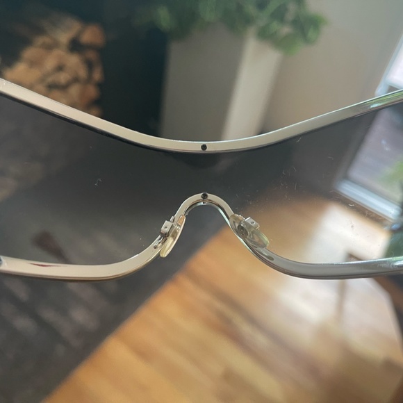 Chanel Sunglasses 4126 Quilted Arms Visor Black & Silver Graident, Used, As-is - Picture 5 of 11